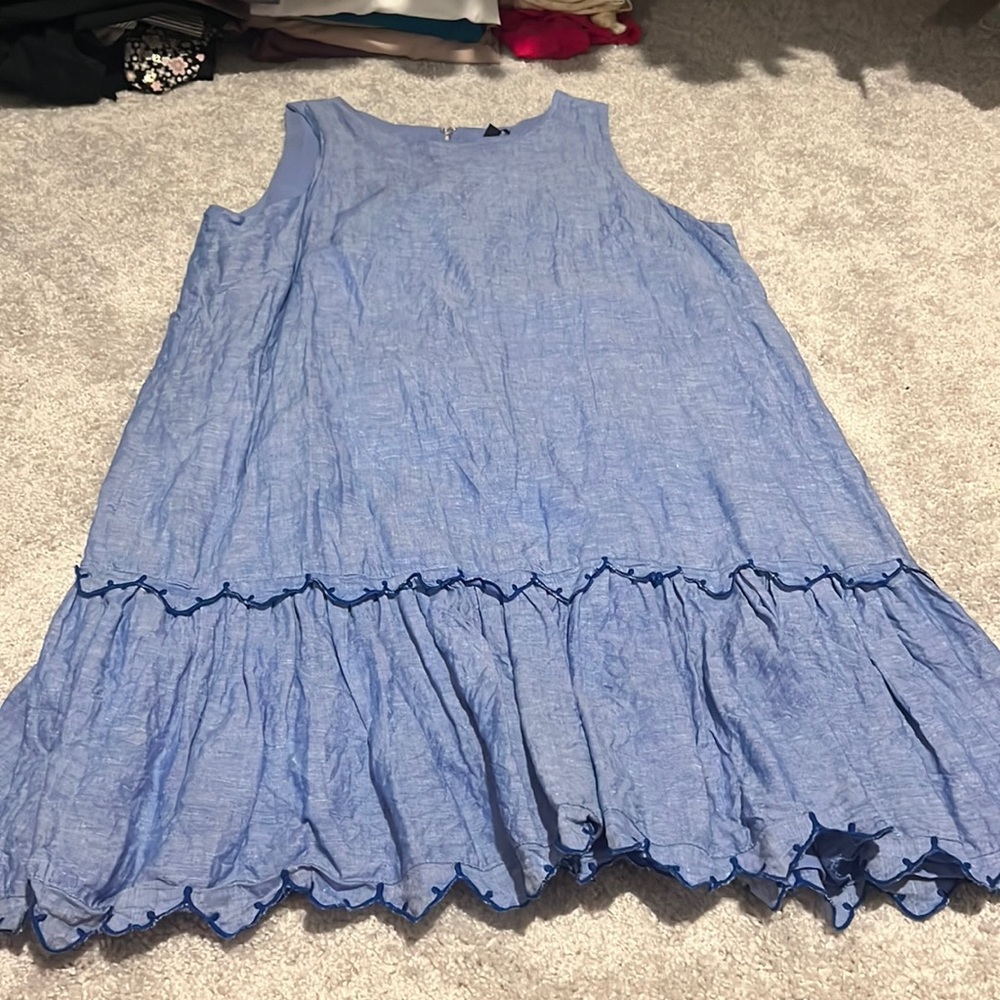 ANN TAYLOR SHIFT DRESS
